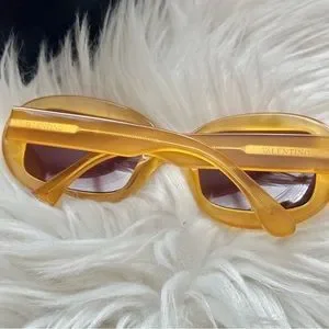 Valentino | Accessories | Vintage Valentino 509s Rare Iconic  display picture 3